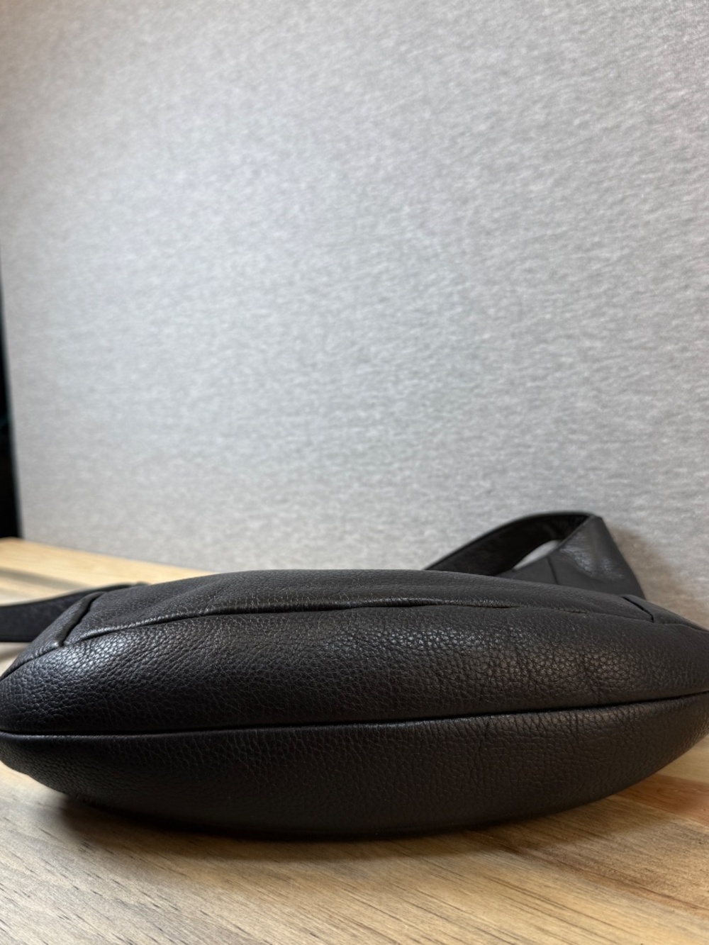 The Sak Shoulder Bag Black Pebbled Leather Hobo Bag Great Condition! - Picture 10 of 13